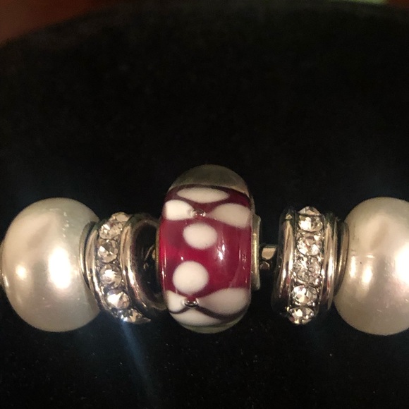 Silver tone spacers bracelet - Picture 4 of 7